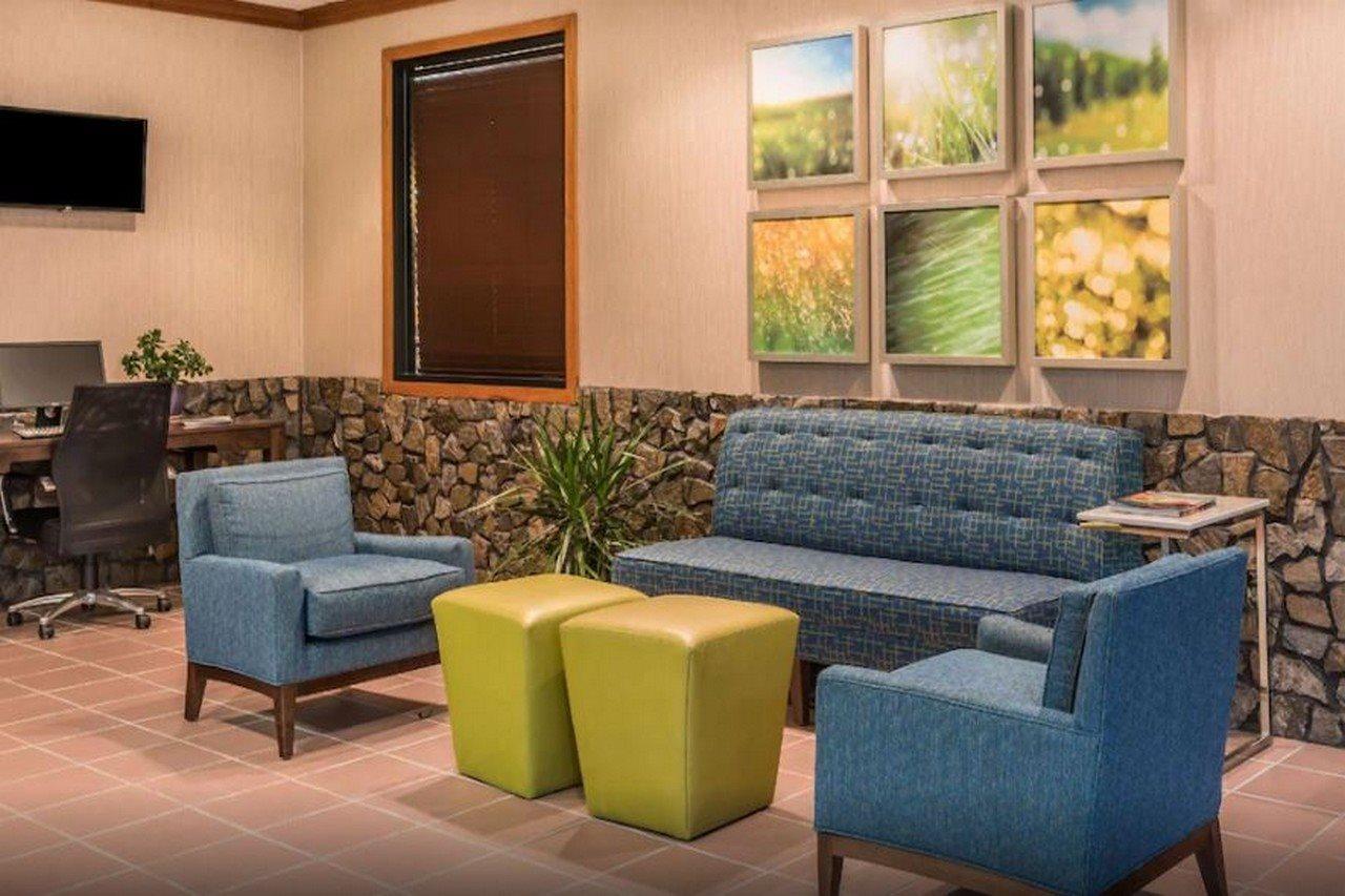 Days Inn By Wyndham South Hill Ngoại thất bức ảnh
